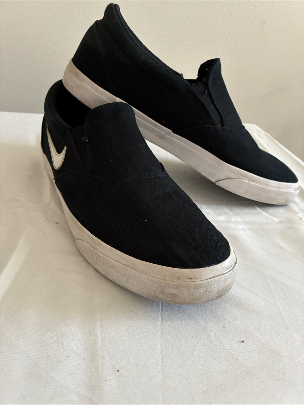 Nike SB Chron 2 Canvas Slip-On Black White Skate Shoes Men’s Size 11.5 CT3523-00